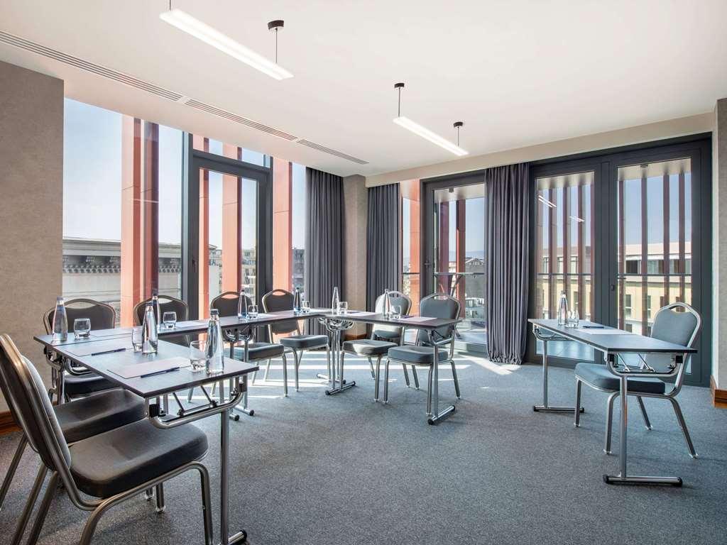 Tbilisi Philharmonia Apartment Удобства фото