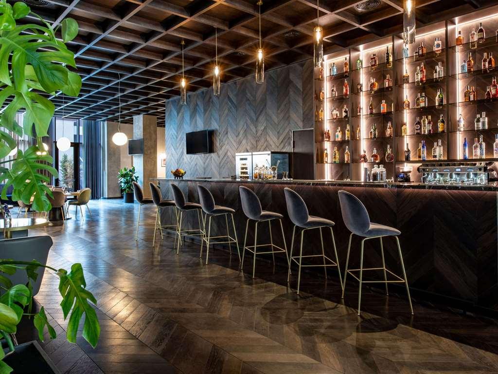 Tbilisi Philharmonia Apartment Ресторан фото