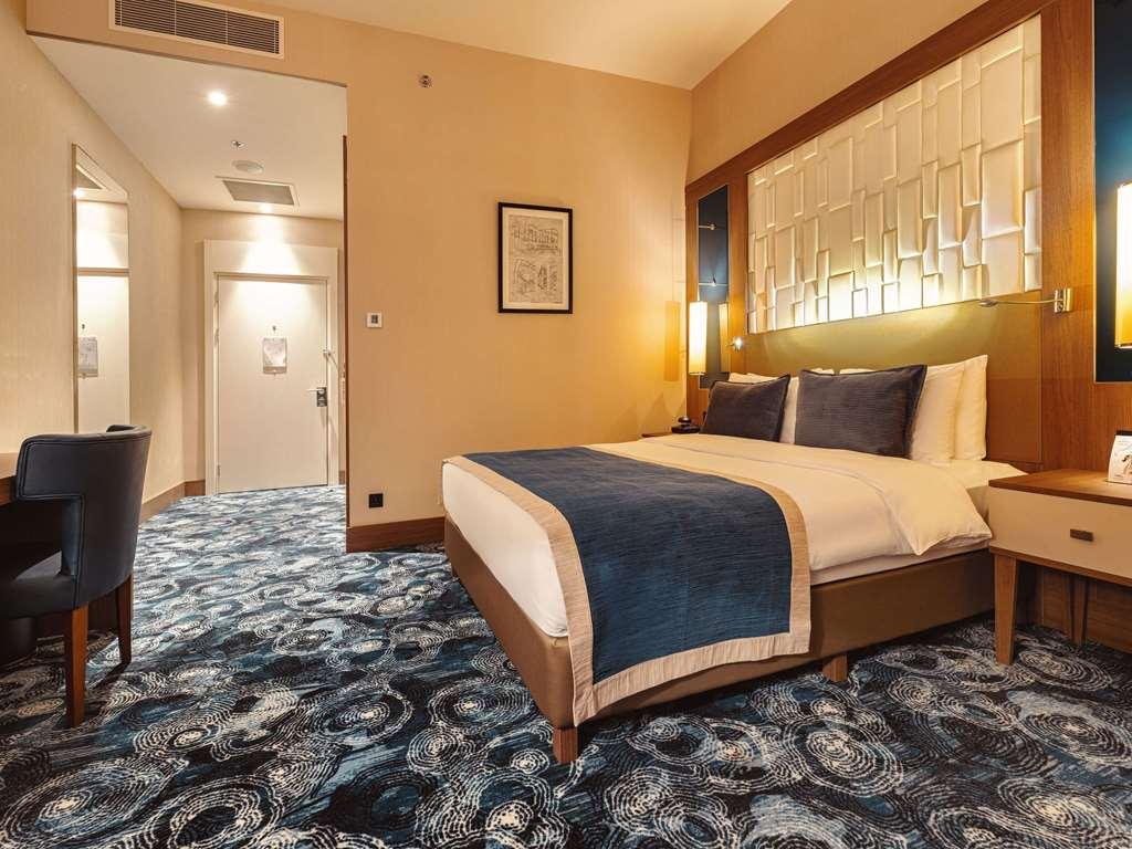 Tbilisi Philharmonia Apartment Номер фото